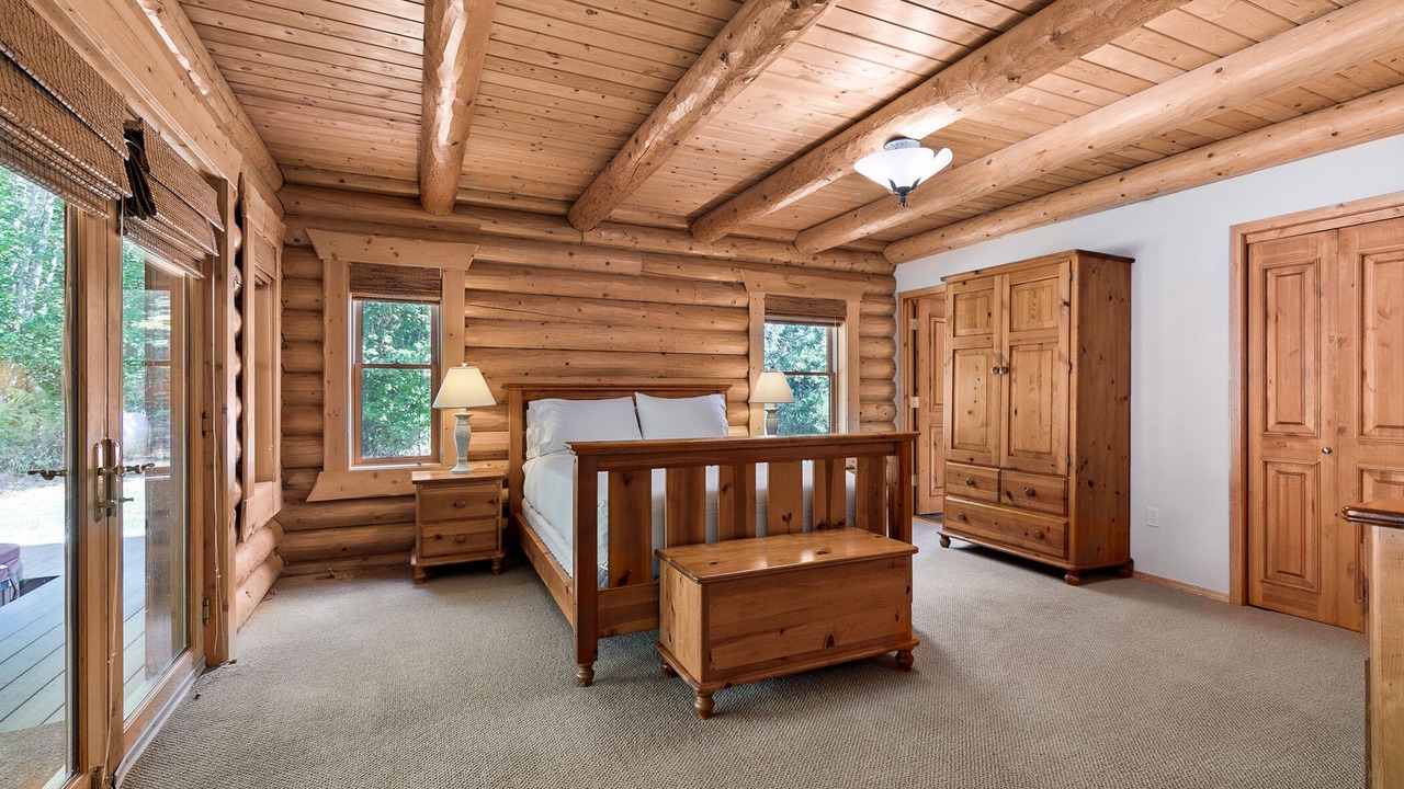 Photo of Bedroom in Skykomish