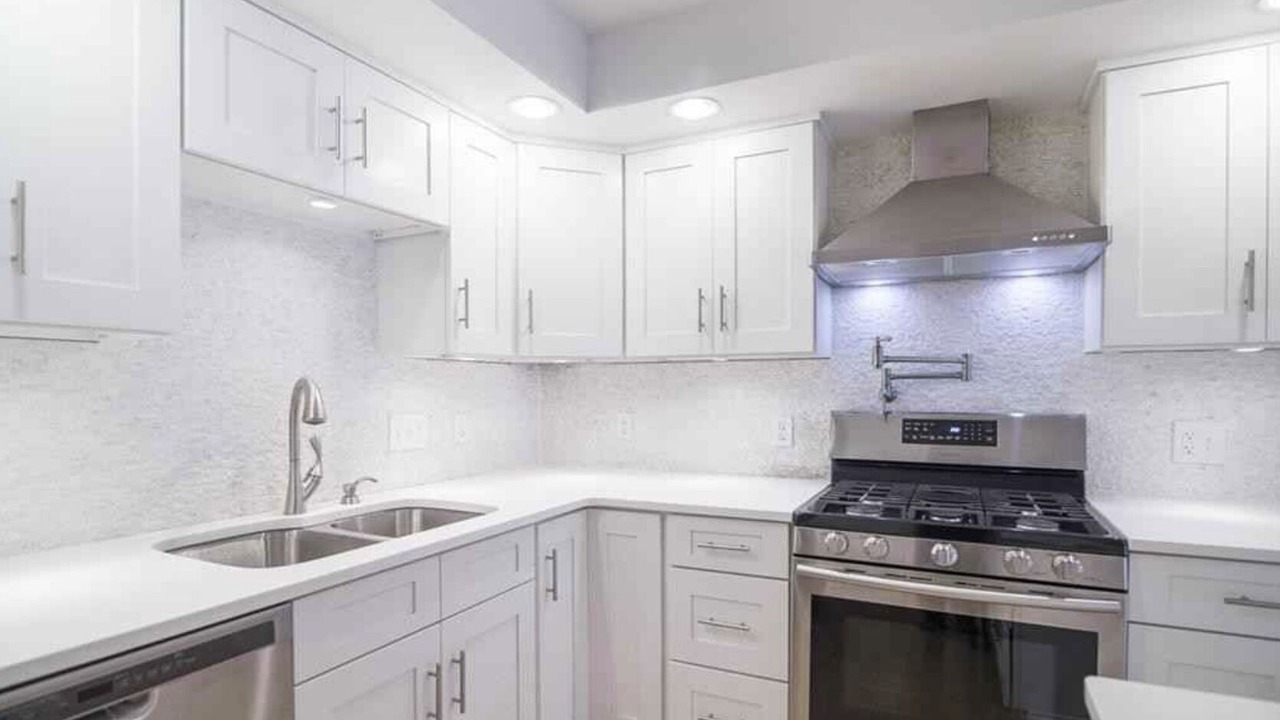 Photo of Kitchen in Warren