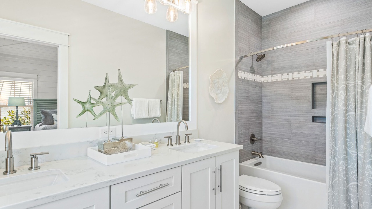 Photo of Bathroom in Seagrove Beach