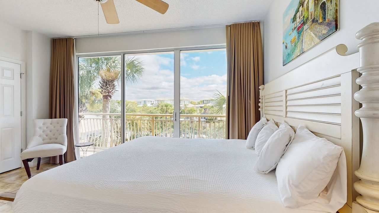 Photo of Bedroom in Rosemary Beach