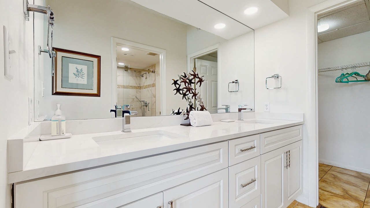 Photo of Bathroom in Rosemary Beach
