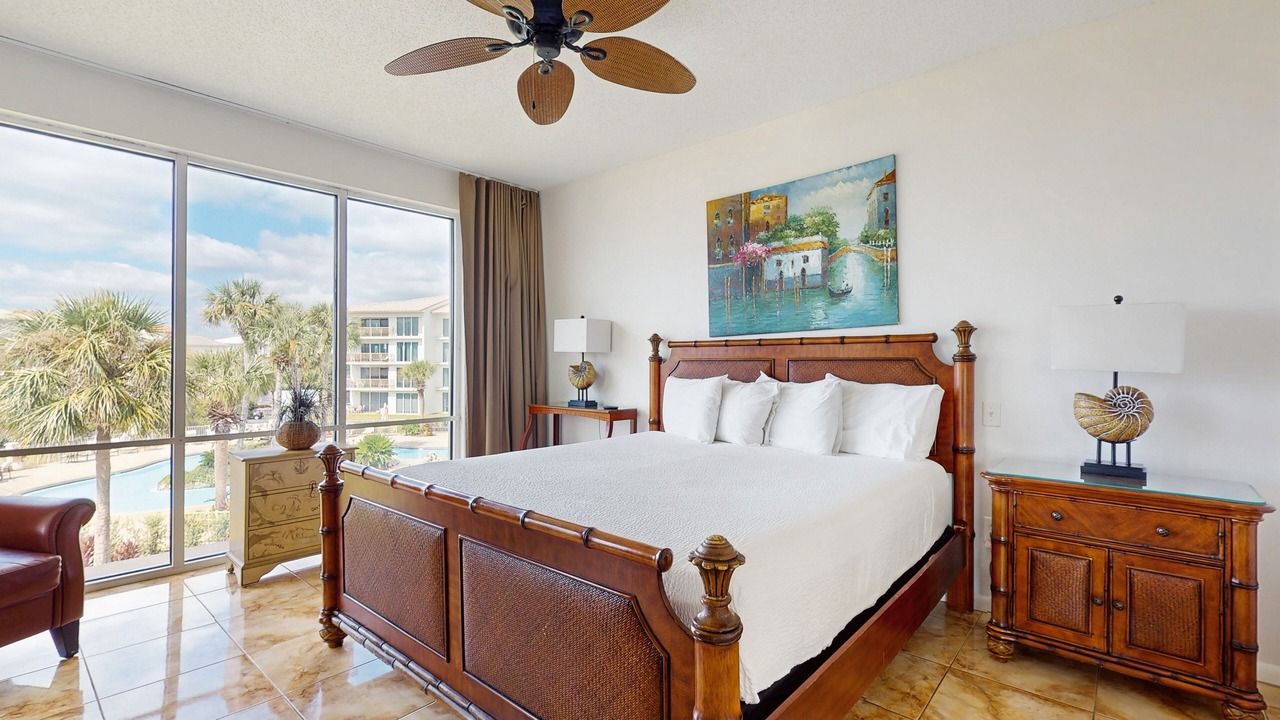 Photo of Bedroom in Rosemary Beach