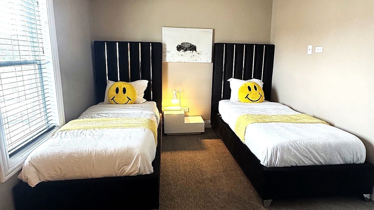 Photo of Bedroom in Oak Lawn