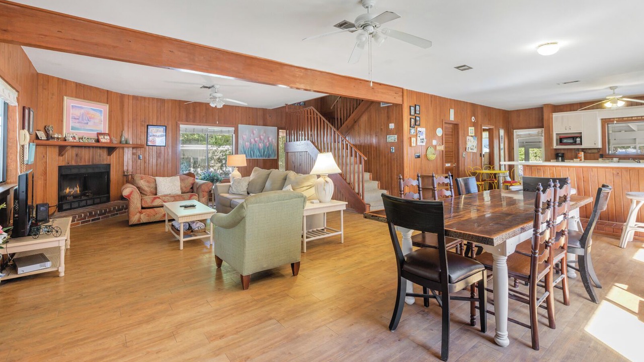 Photo of Livingroom in Grayton Beach
