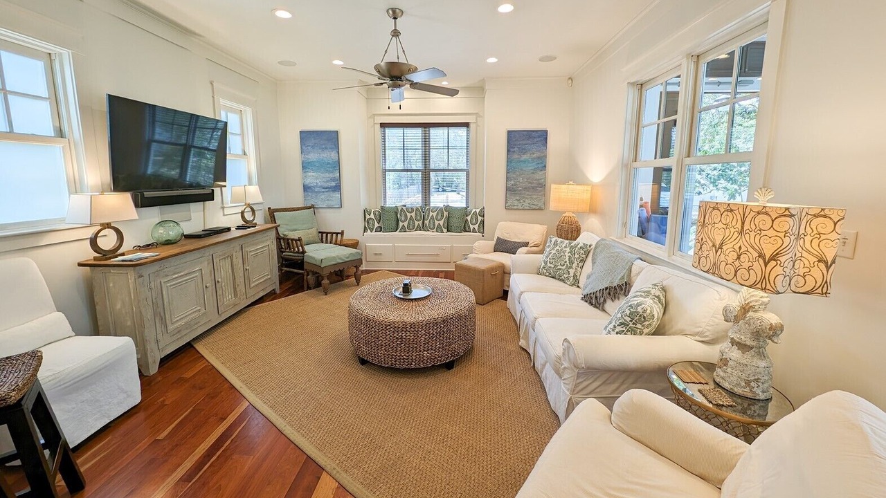 Photo of Bedroom in Seagrove Beach