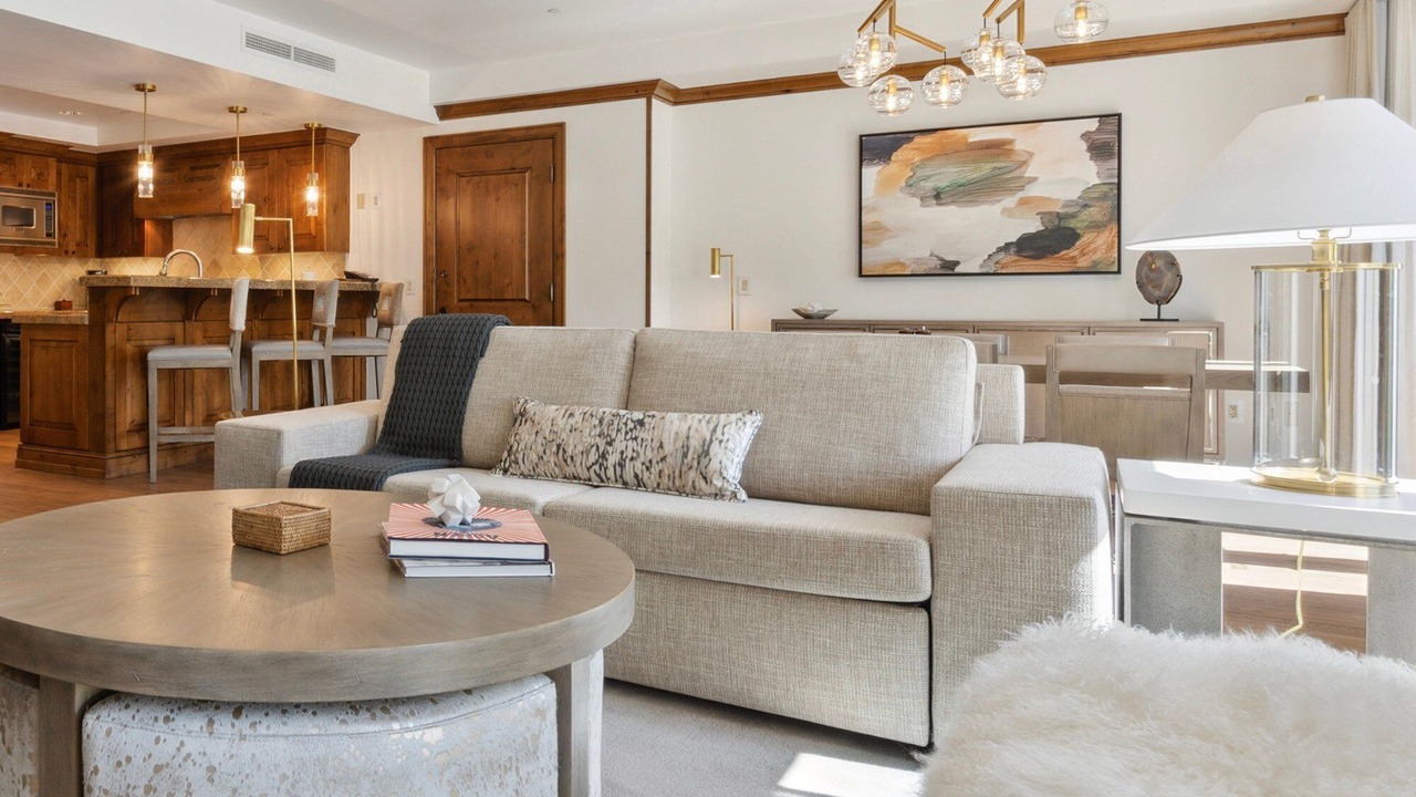 Photo of Livingroom in Downtown