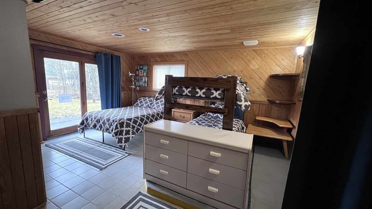 Photo of Bedroom in Merriweather