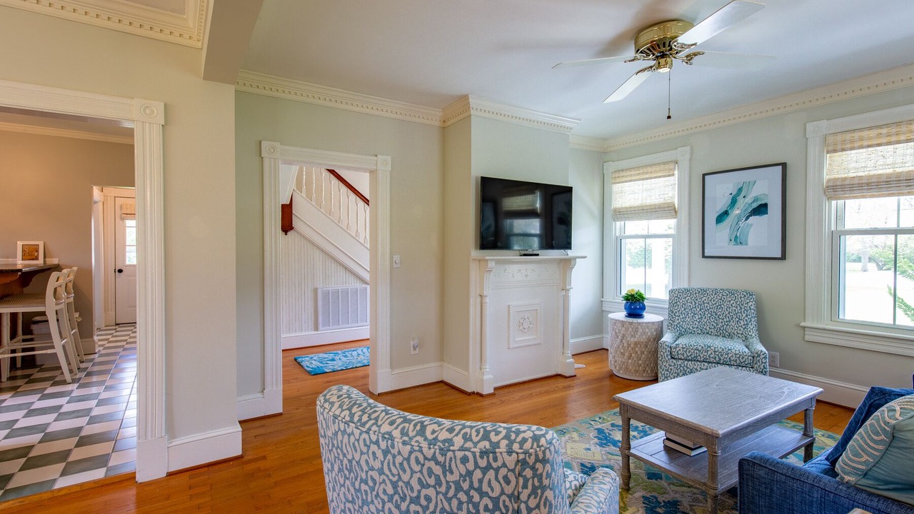 Photo of Livingroom in Irvington