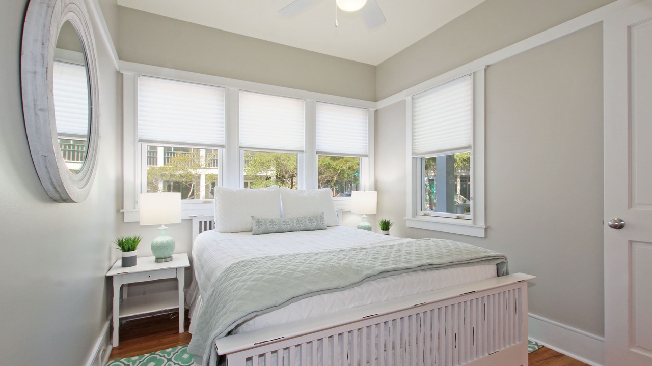 Photo of Bedroom in Seaside