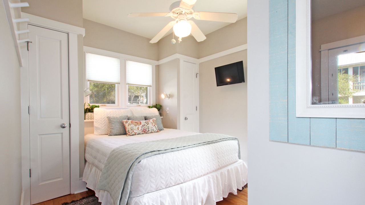 Photo of Bedroom in Seaside
