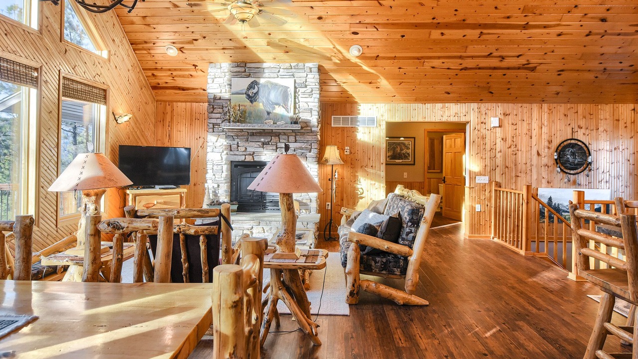 Photo of Livingroom in Lead
