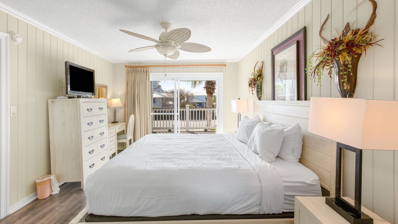 Photo of Bedroom in Seagrove Beach