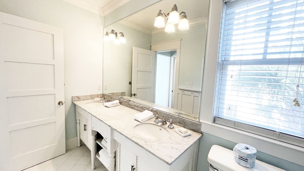 Photo of Bathroom in Seagrove Beach