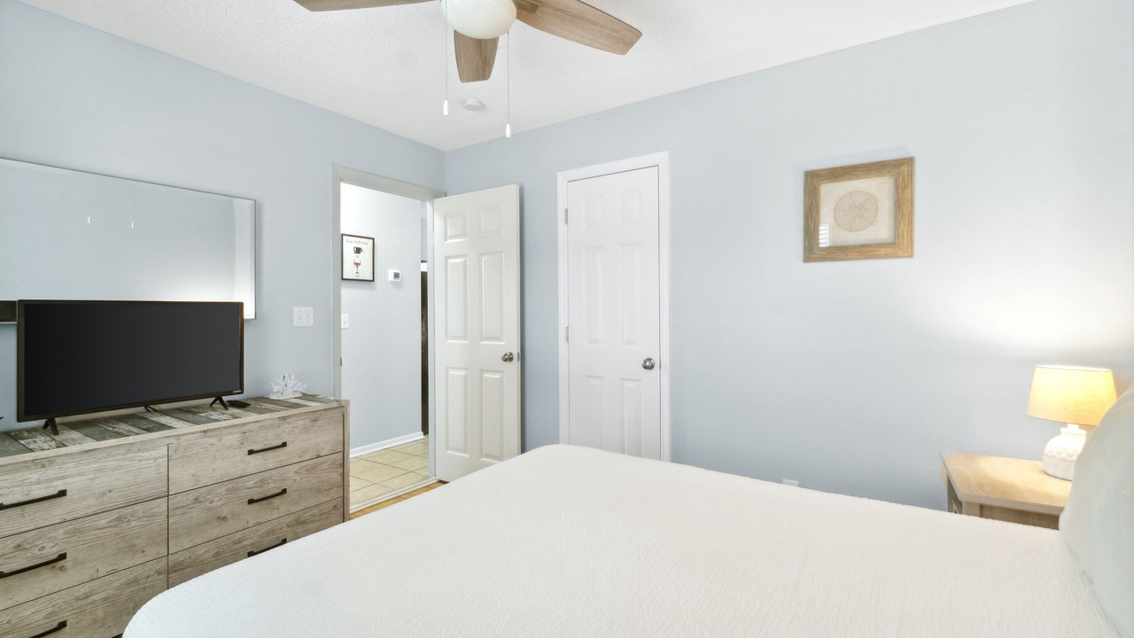 Photo of Bedroom in Seagrove Beach