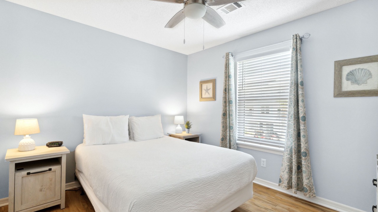 Photo of Bedroom in Seagrove Beach
