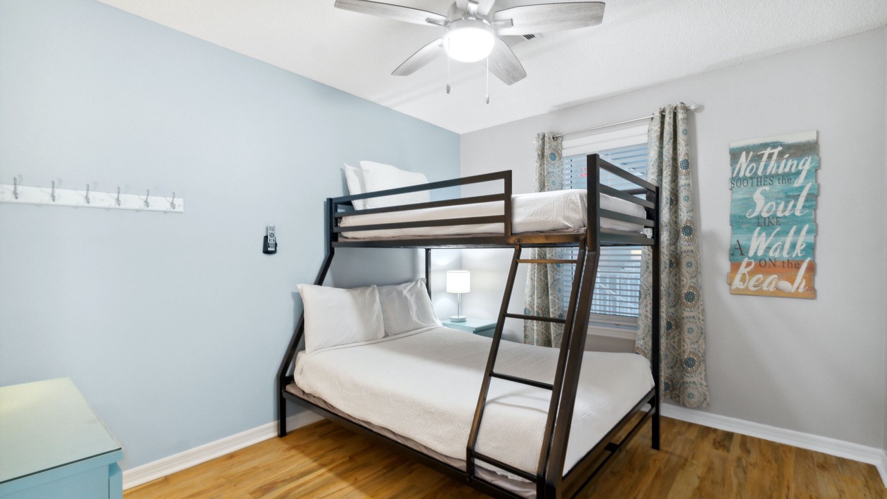 Photo of Bedroom in Seagrove Beach