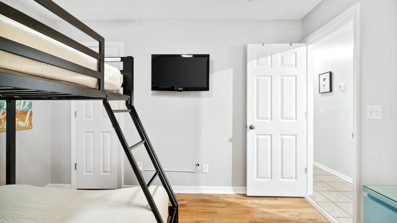 Photo of Bedroom in Seagrove Beach