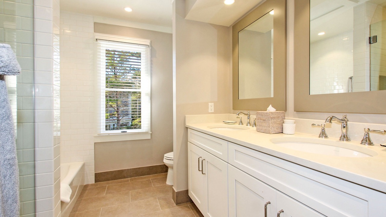 Photo of Bathroom in Seaside