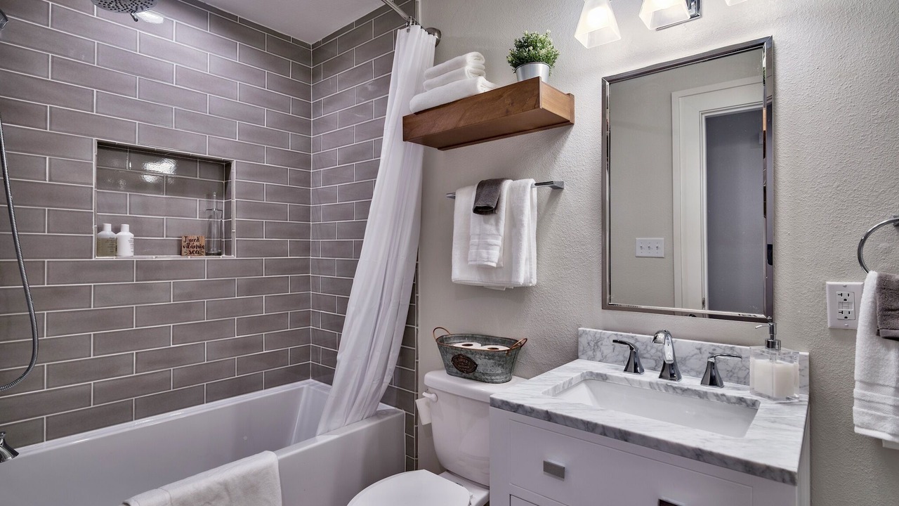 Photo of Bathroom in Seacrest