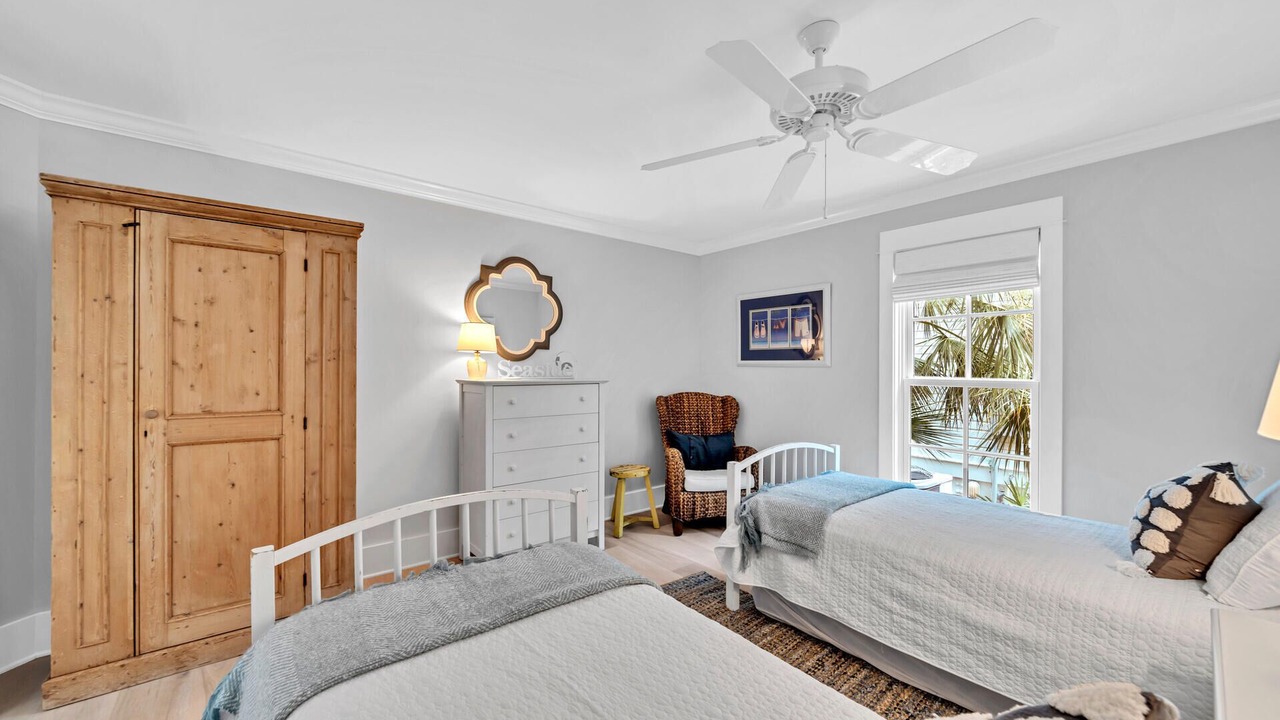 Photo of Bedroom in Seaside
