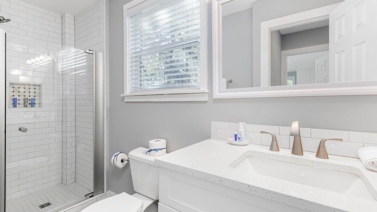 Photo of Bathroom in Gulf Trace