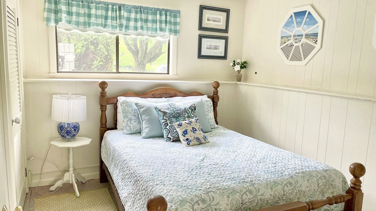 Photo of Others in Charlestown