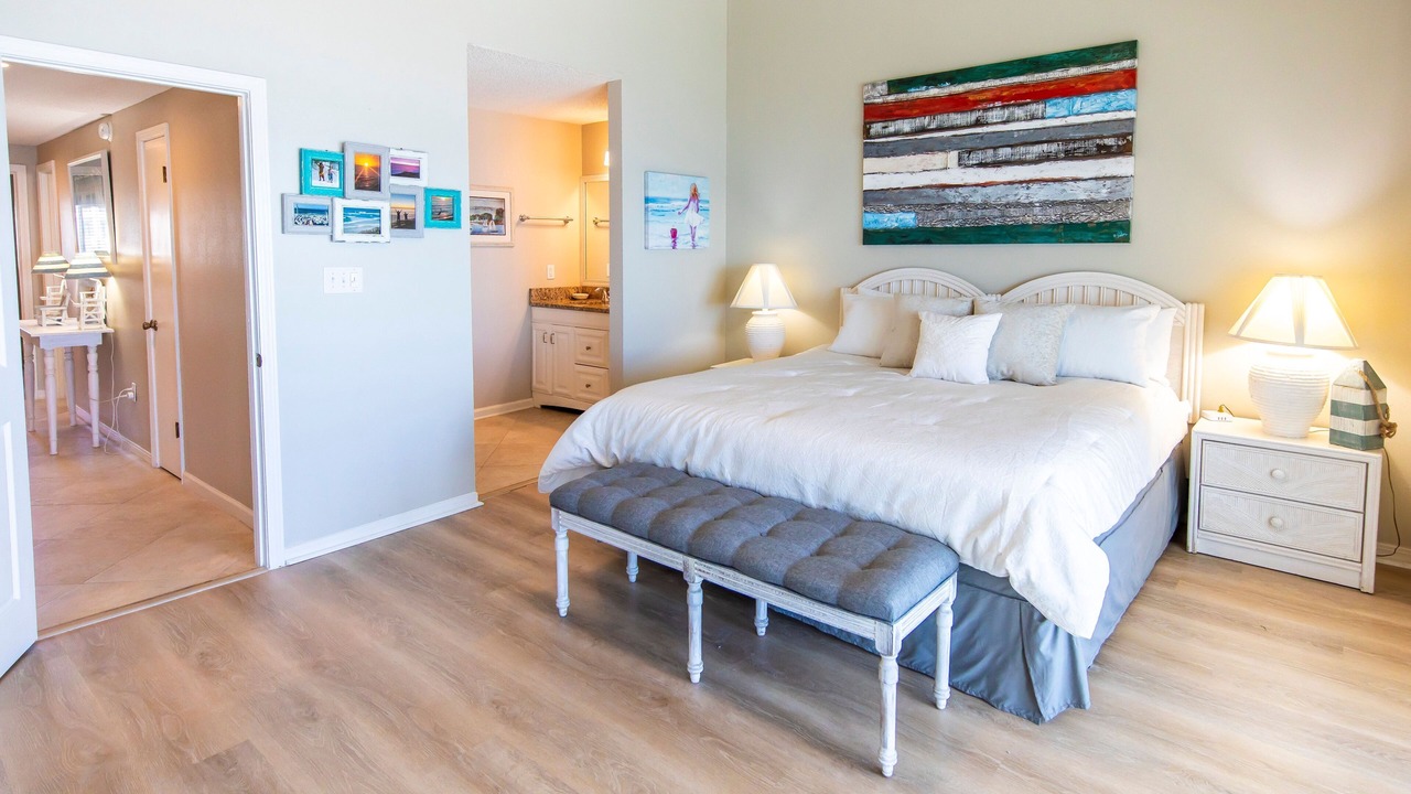Photo of Bedroom in Seacrest