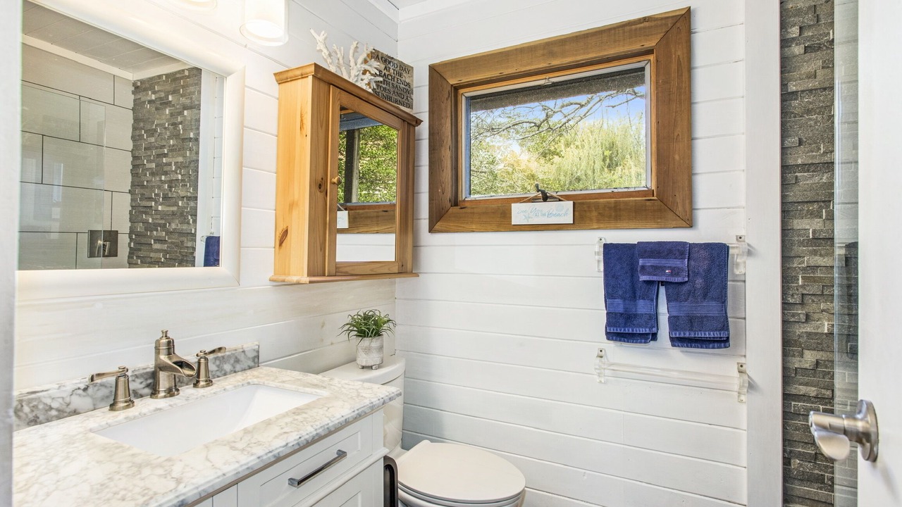 Photo of Bathroom in Fire Island Pines