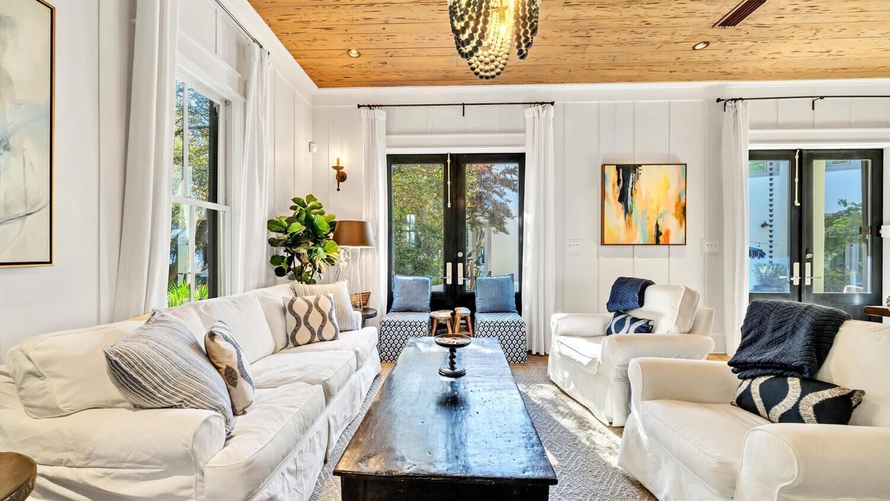 Photo of Bedroom in Rosemary Beach