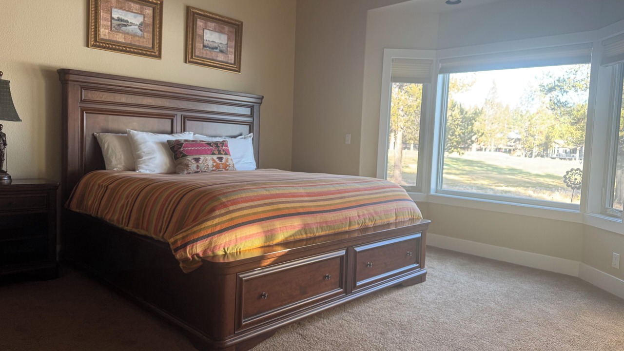 Photo of Bedroom in Sunriver