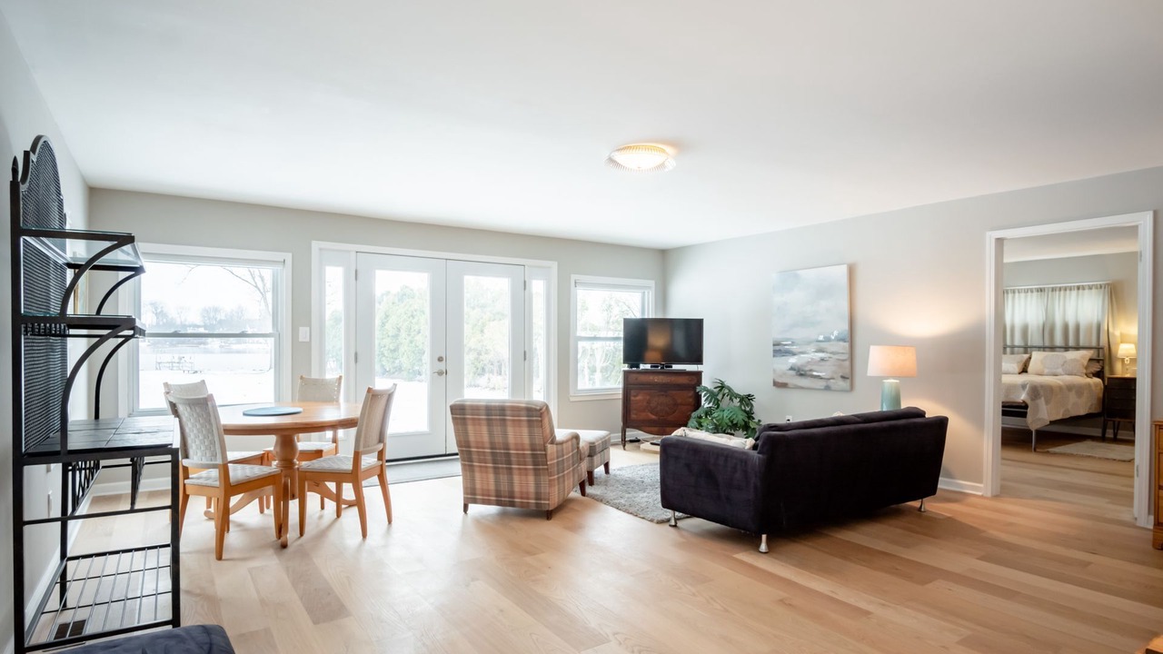 Photo of Livingroom in Howell