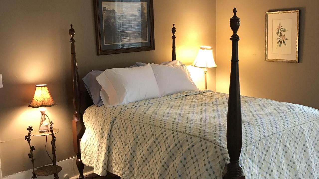 Photo of Bedroom in Anniston