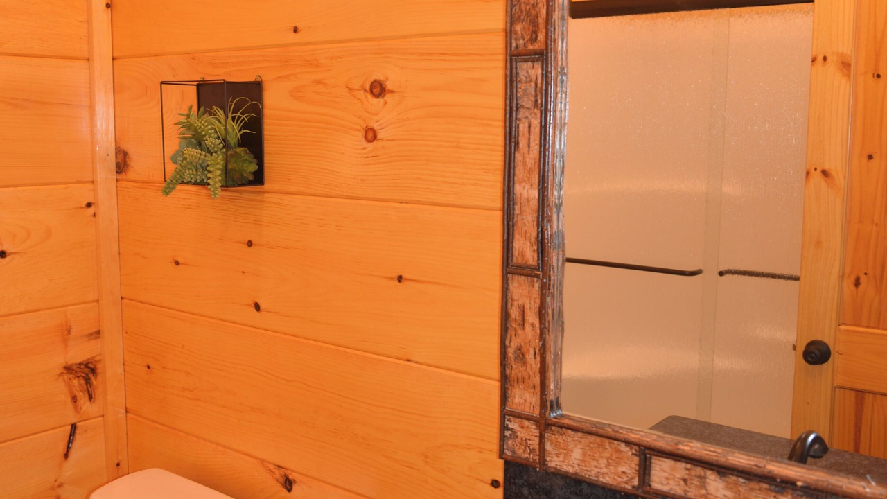 Photo of Bathroom in Gatlinburg