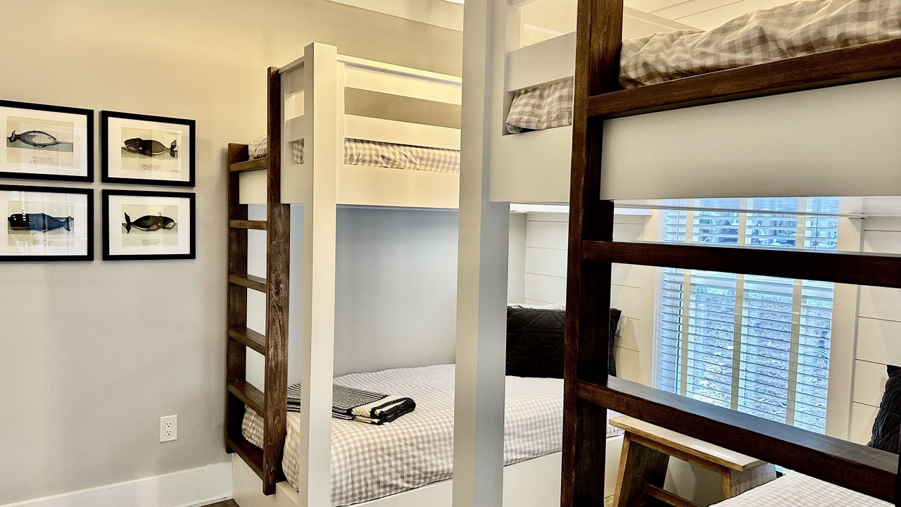 Photo of Bedroom in Seagrove Beach