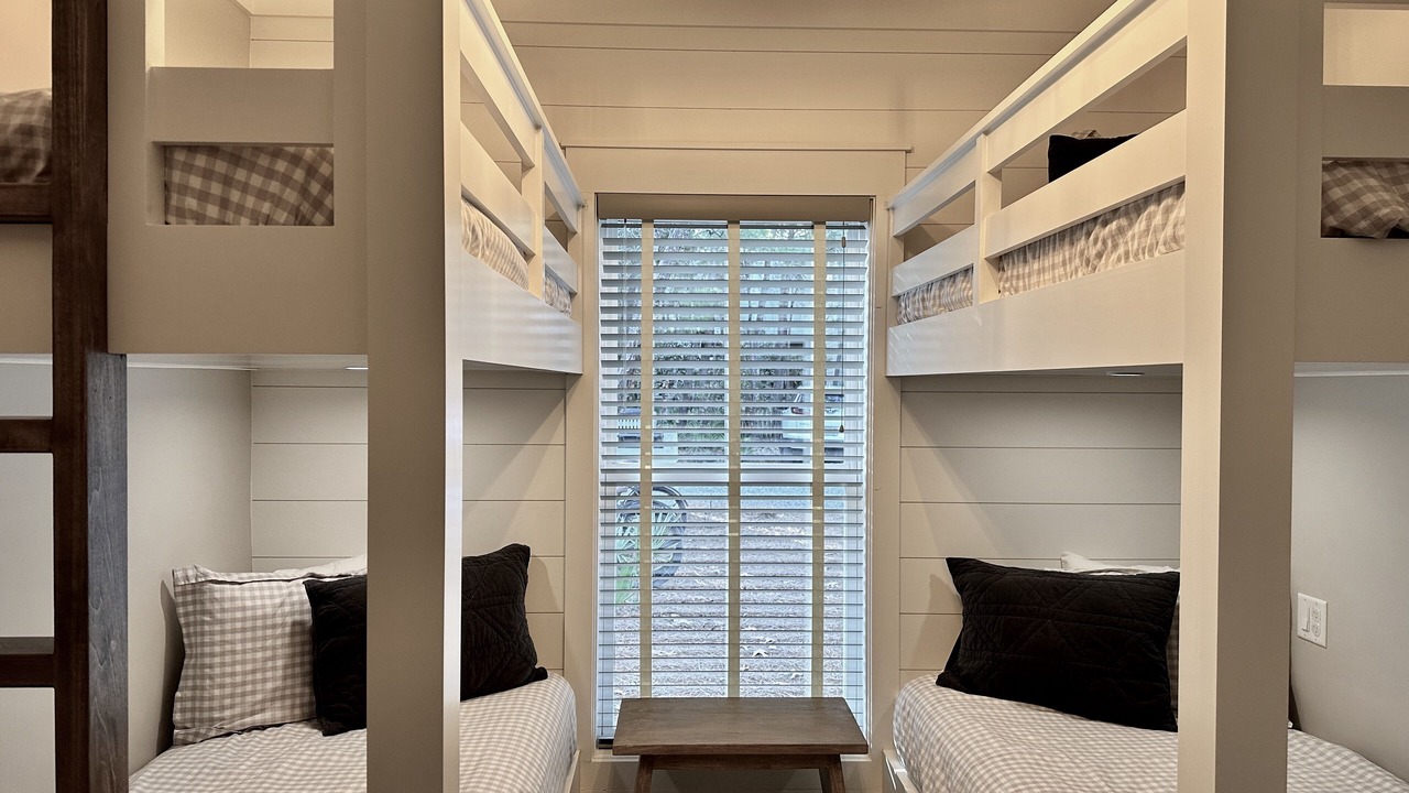 Photo of Bedroom in Seagrove Beach