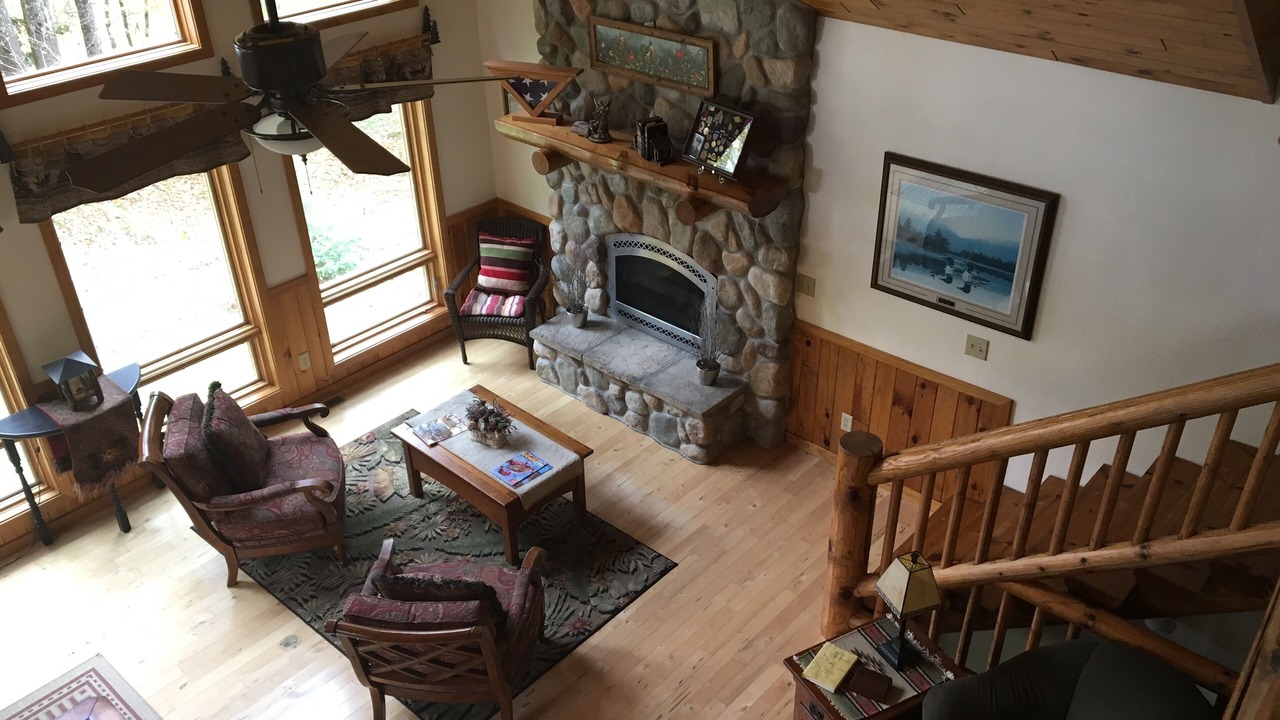Photo of Livingroom in Sayner