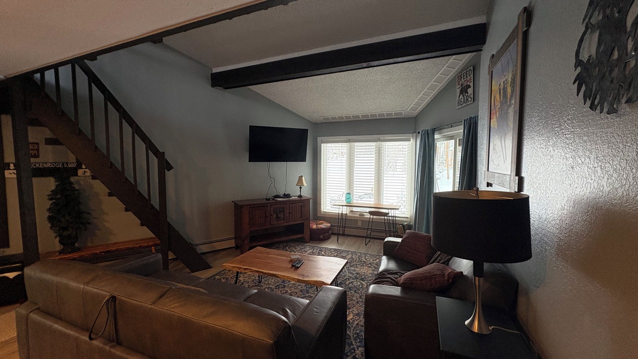 Photo of Bedroom in Peak 8