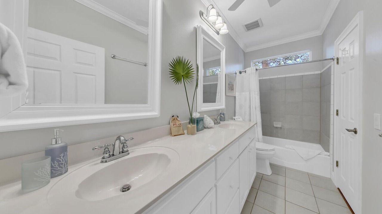 Photo of Bathroom in Seacrest