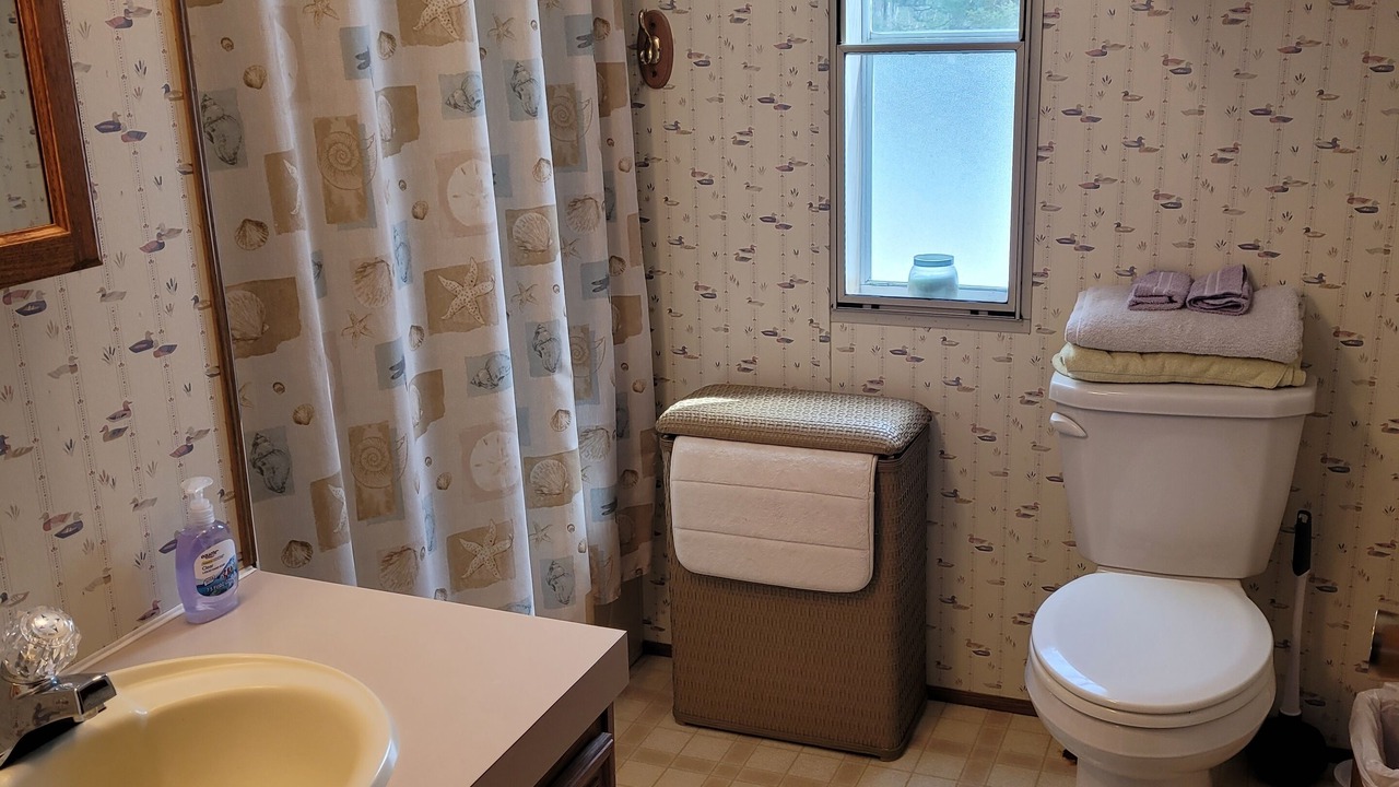 Photo of Bathroom in Crandon