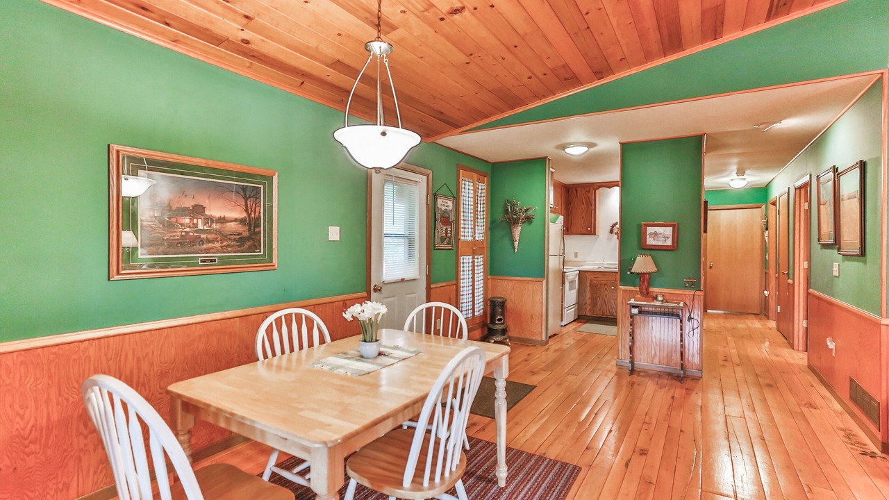 Photo of Livingroom in Hinckley