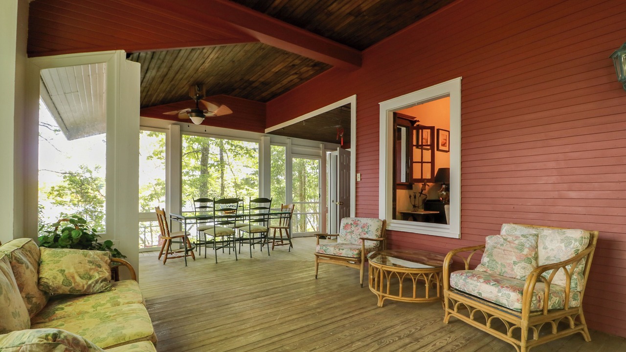 Photo of Livingroom in Sand Creek
