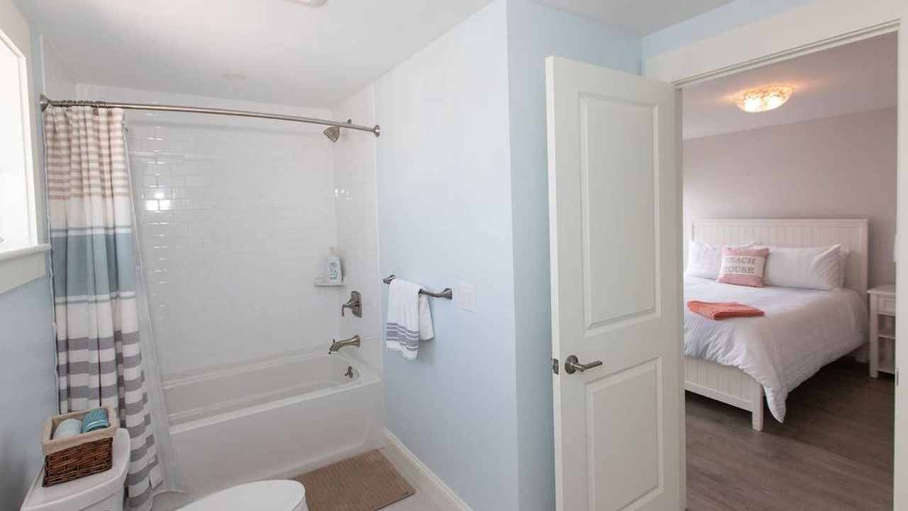Photo of Bathroom in Easton's Point
