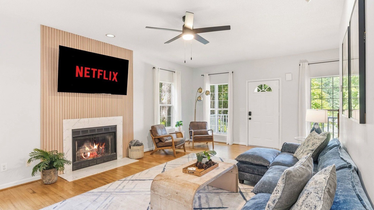 Photo of Livingroom in Simpsonville