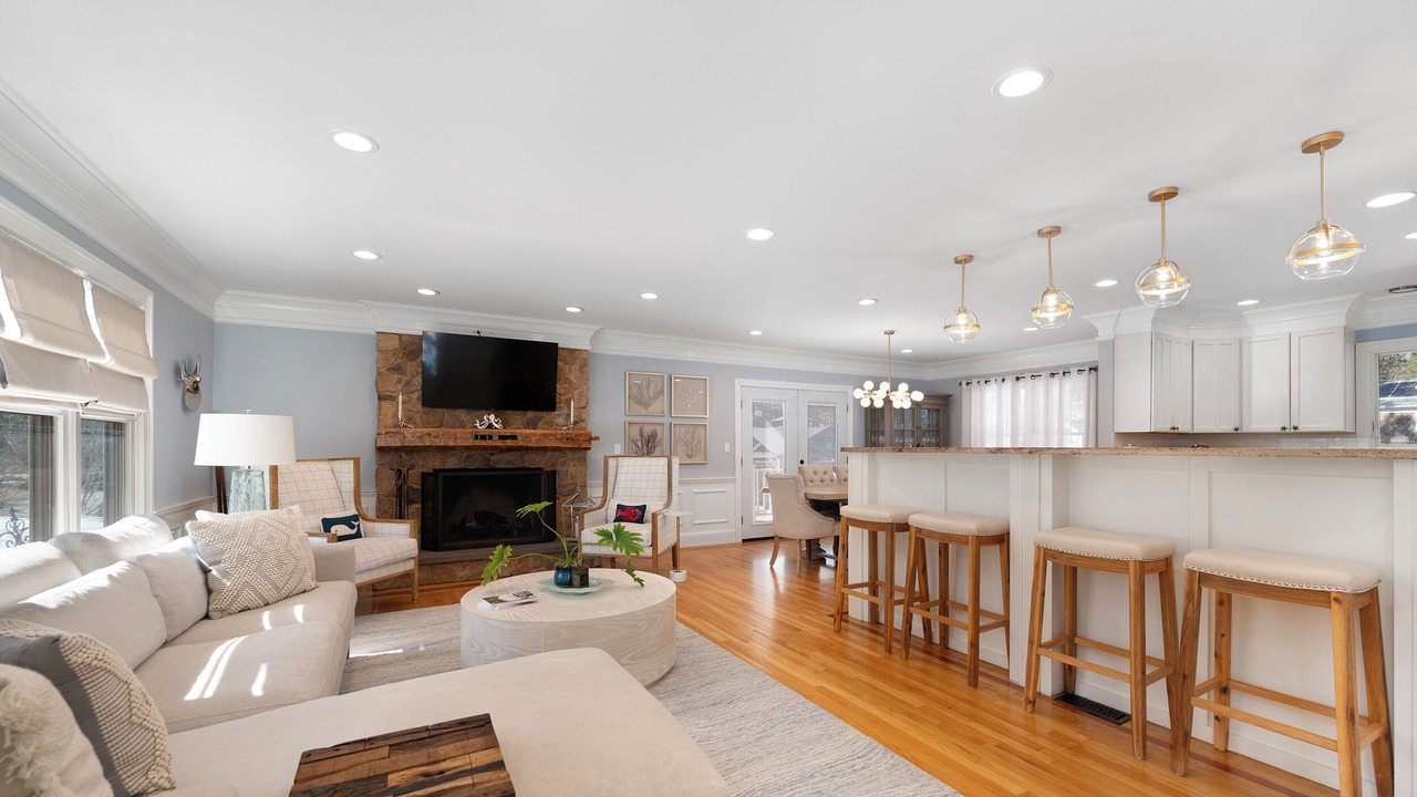 Photo of Livingroom in Weweantic