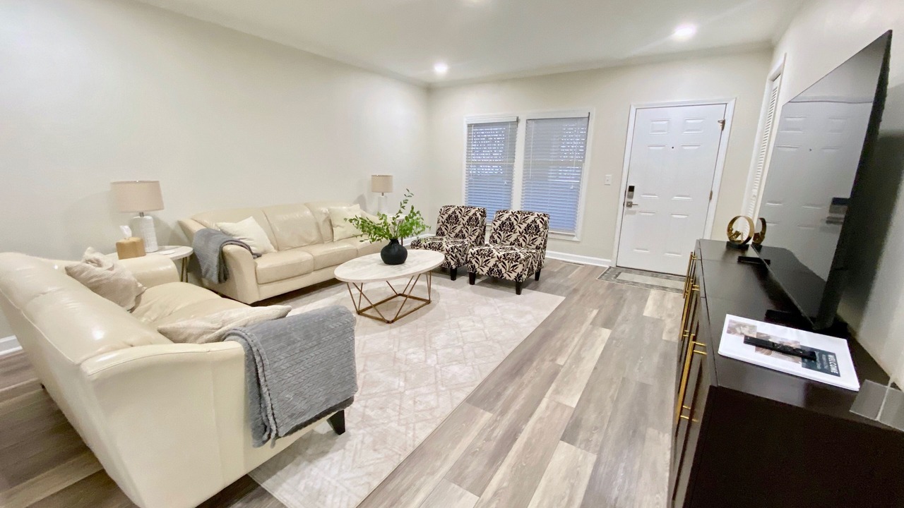 Photo of Livingroom in Greenville Downtown