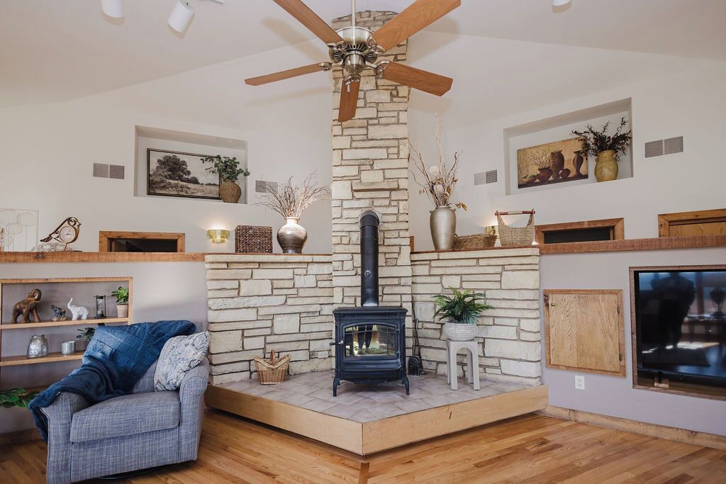 Photo of Livingroom in Mineral Point