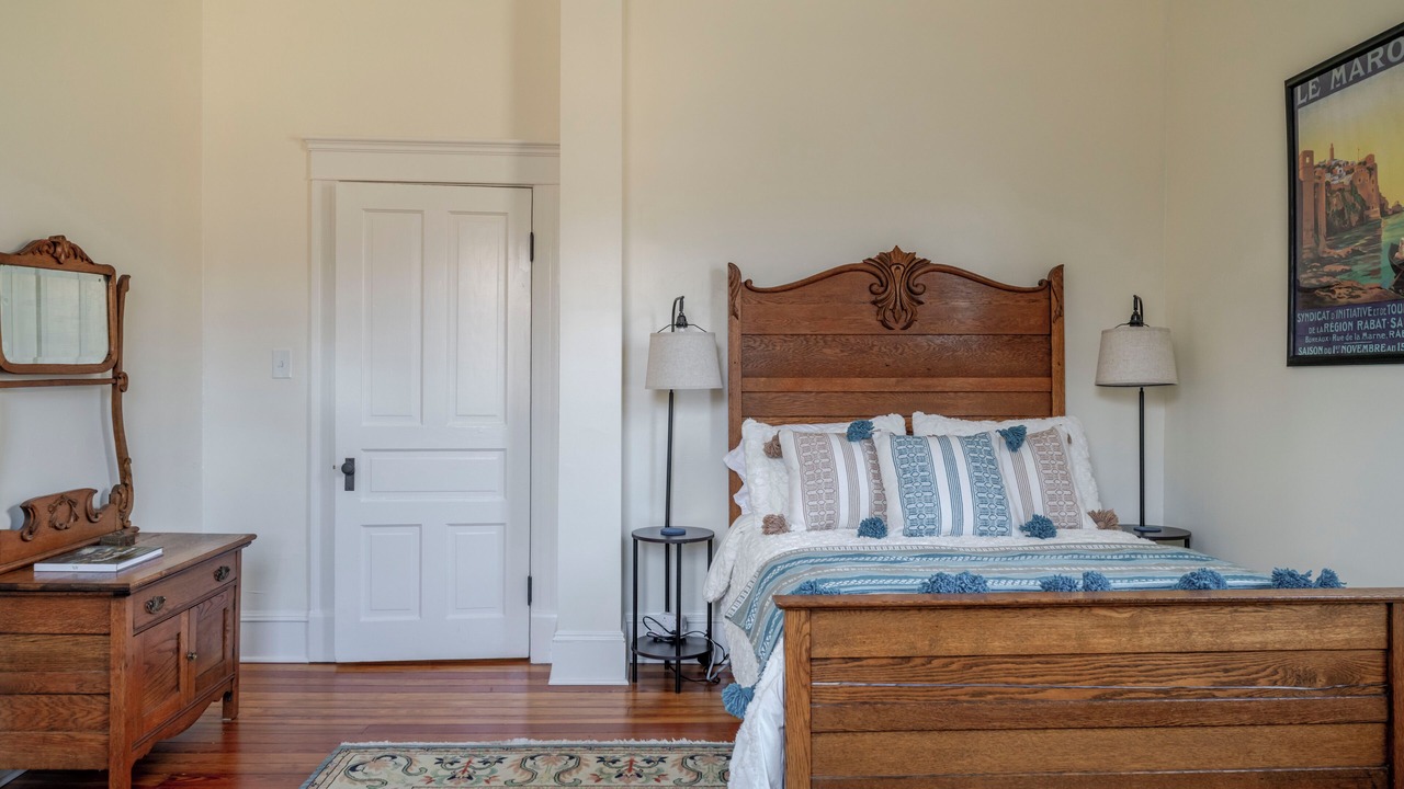 Photo of Bedroom in Batesville