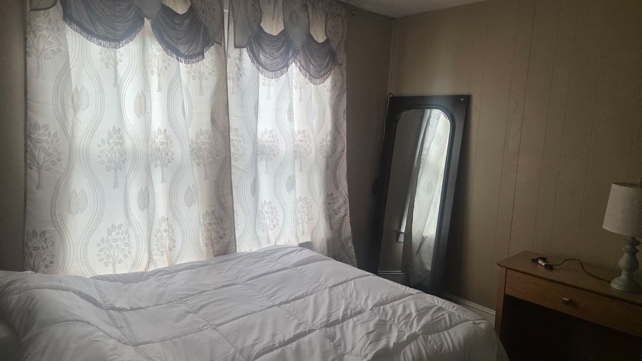 Photo of Bedroom in Rimmon Heights