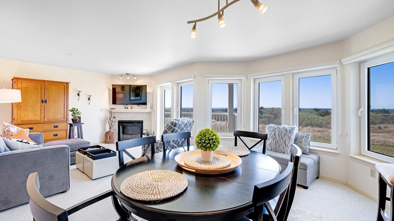 Photo of Livingroom in Long Beach