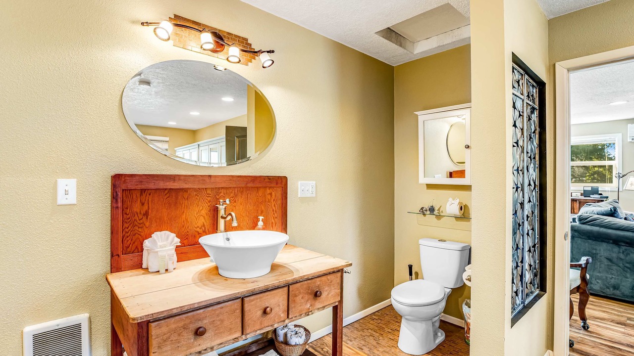 Photo of Bathroom in Gearhart